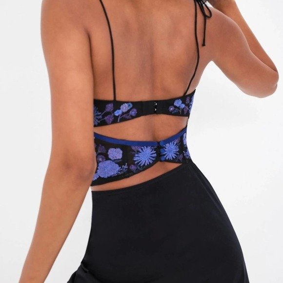 FOR LOVE & LEMONS Kaylee Floral Crop Top (size XS, S, M & L) NWT - Picture 2 of 10